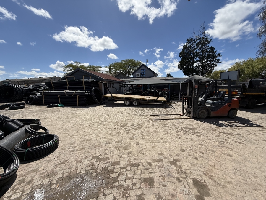 To Let commercial Property for Rent in Blackheath Industrial Western Cape